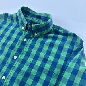 Men’s J. Crew Brand Long Sleeve Shirt 
Size Large Slim Fit